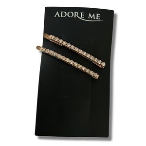 🦋 5/$25 - Adore Me Rhinestone Hair Clips - NWT - Color: Rose Gold